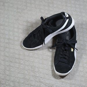 Puma Size 9 Black Suede with White Stripe and Gold Logo